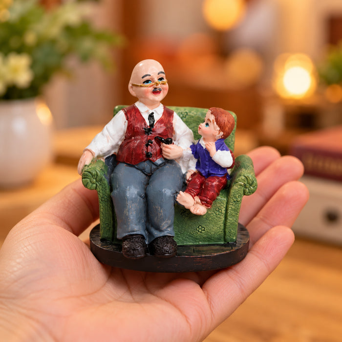 (Set of 2) Grandparents with Grandson Resin Ornament Elderly