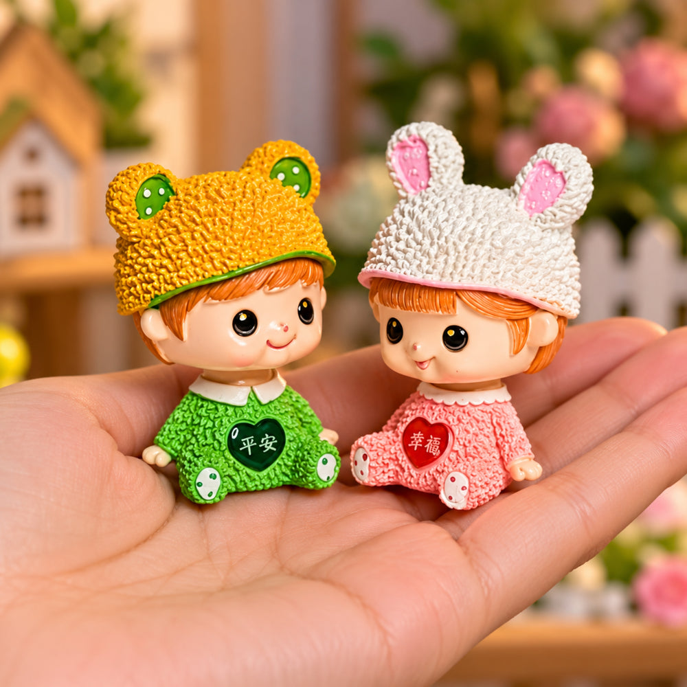 (Set of 2) Imported Resin Cartoon Shaking Head Adorkable Couple Ornaments Car Home Bedroom Decoration Gifts(Multicolor) |