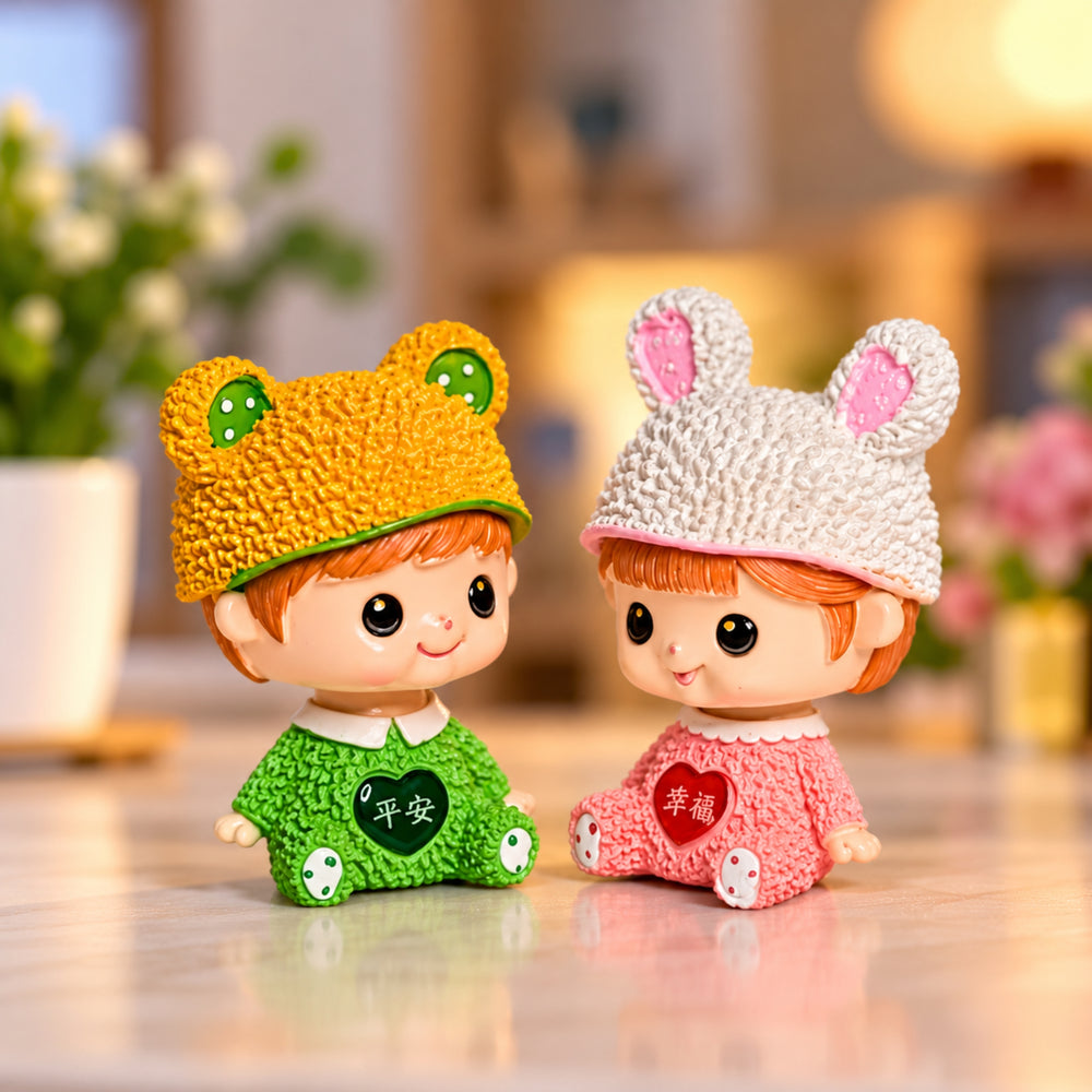 (Set of 2) Imported Resin Cartoon Shaking Head Adorkable Couple Ornaments Car Home Bedroom Decoration Gifts(Multicolor) |