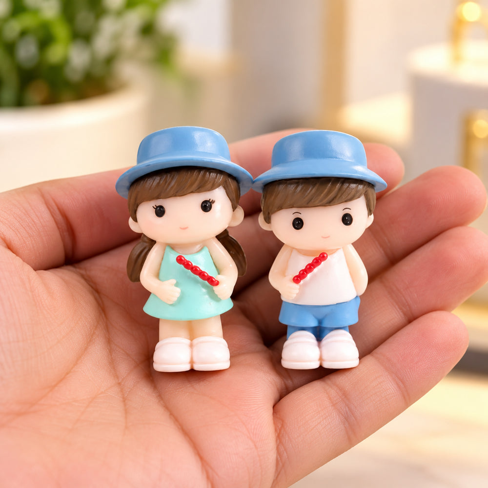 Hat couple-1 (Blue hat)( Miniature toys , cake toppers , small figuine, Valentine couple)
