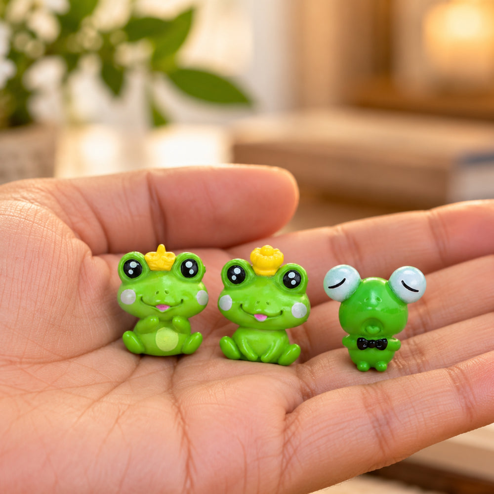 Miniature Toys : (Set of 6) Funny Frogs for Fairy Garden Accessories