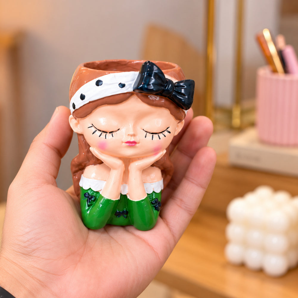 4 Inch Cute Girl Face Planter for Succulents – Decorative Resin Flower Pot (Plant Not Included)
