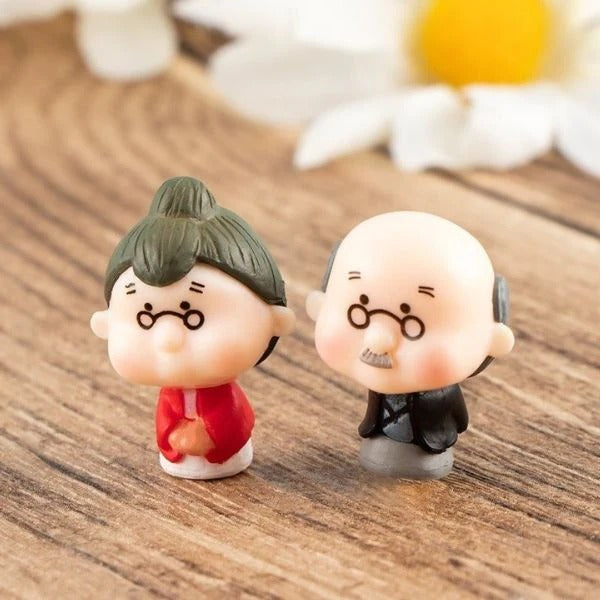 Wonderland Handcrafted Grandparents Miniature Statues – Sweet Elderly Couple Home Decor Figurines for Shelves and Desks| Fairy Garden Accessories, Doll House, DIY Craft, Display (Set of 2)