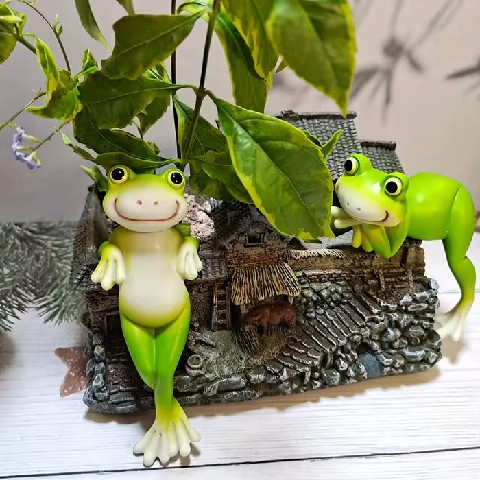 set of 2Hanging Frog Figurine Set, Pot Hugger