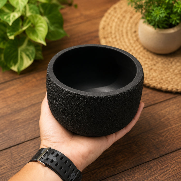 Matte Black Textured Terracotta Planter Pot – Modern Round Succulent & Cactus Pot