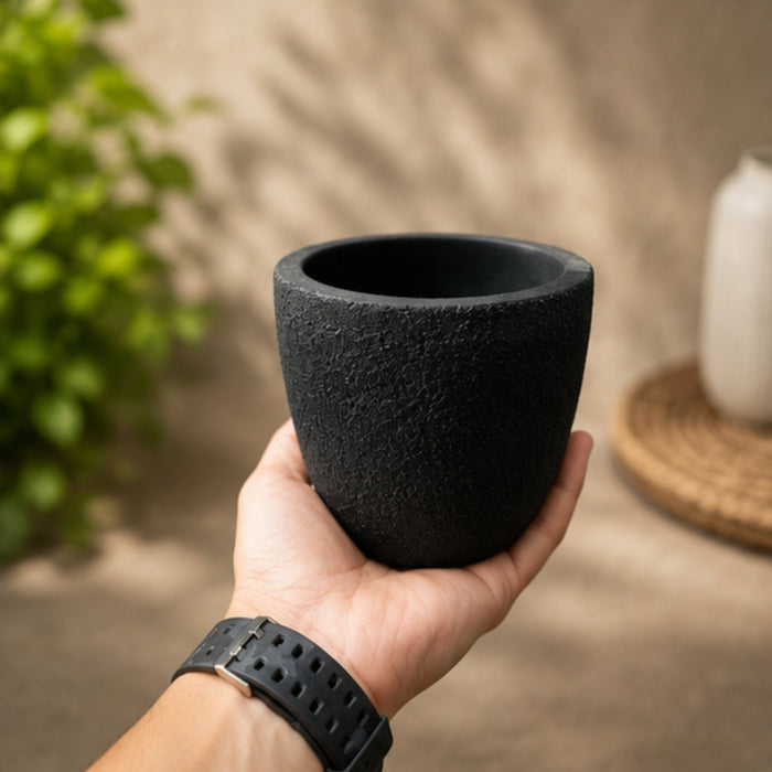 Handcrafted Textured Terracotta Plant Pot – Modern Black