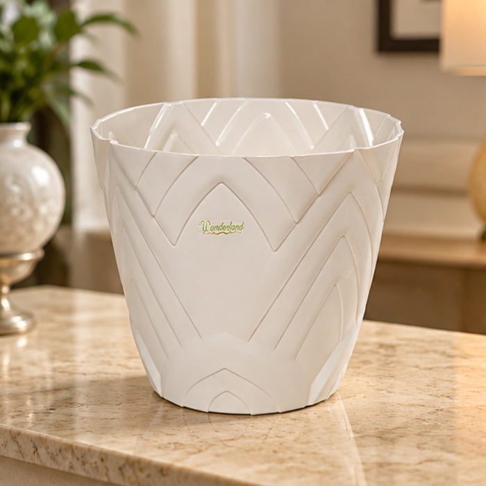 Single White : Lotus 8 Inches PP/ PVC / High Quality Plastic Planter