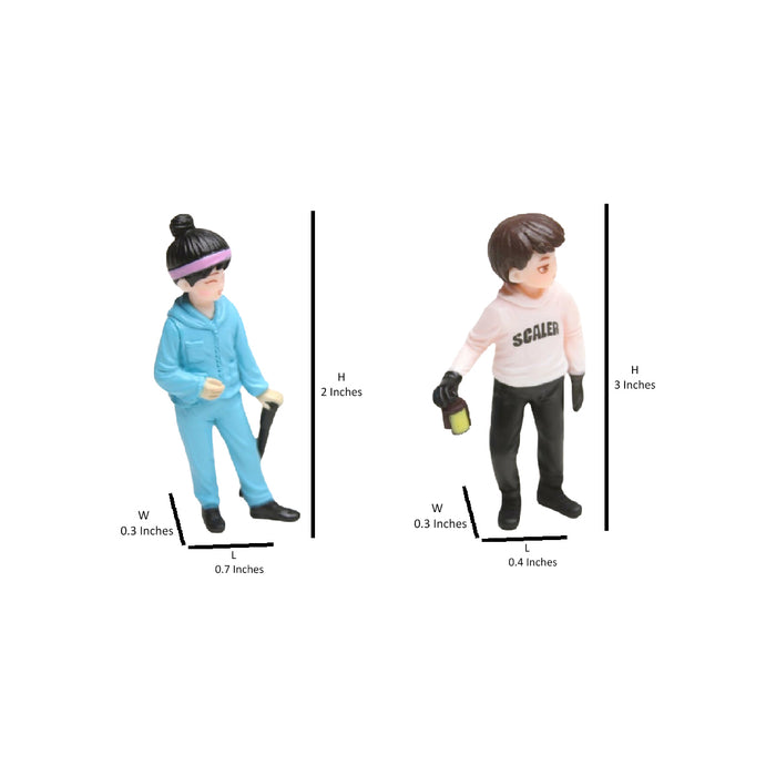 Wonderland imported miniatures ( pack of 4 ) smart couple 2