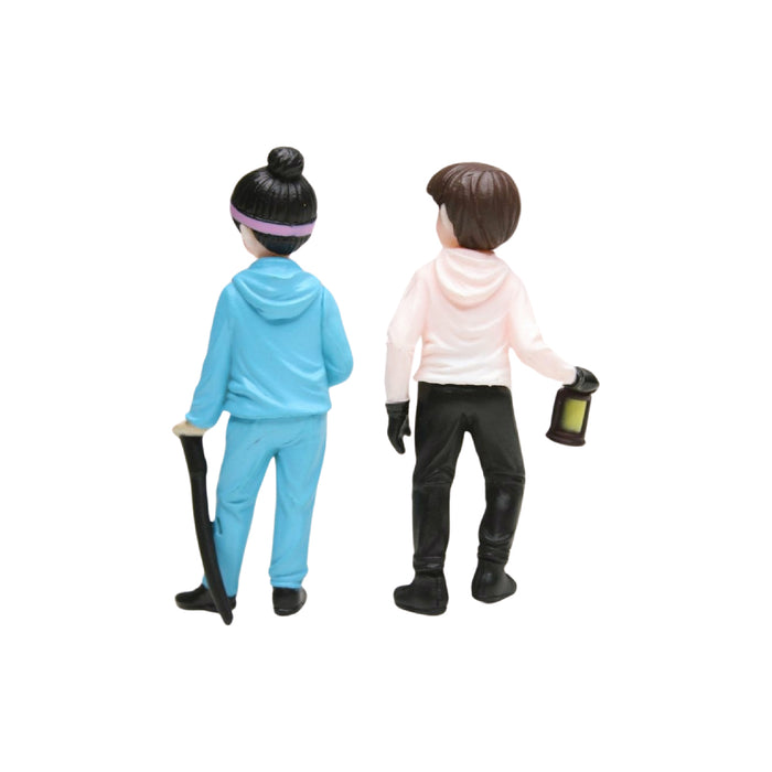 Wonderland imported miniatures ( pack of 4 ) smart couple 2