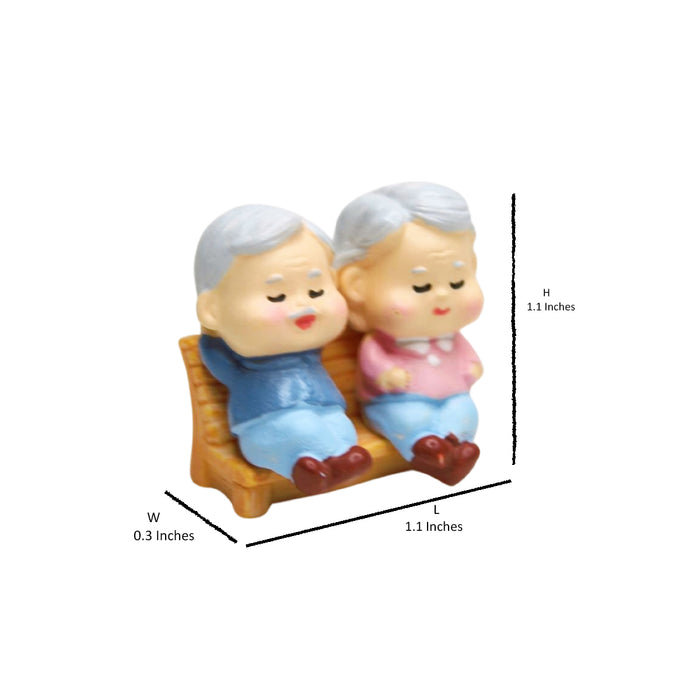 Wonderland imported miniatures ( pack of 4 ) grandma grandpa