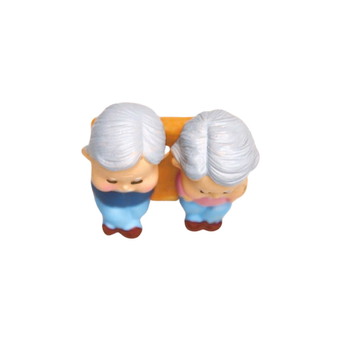 Wonderland imported miniatures ( pack of 4 ) grandma grandpa