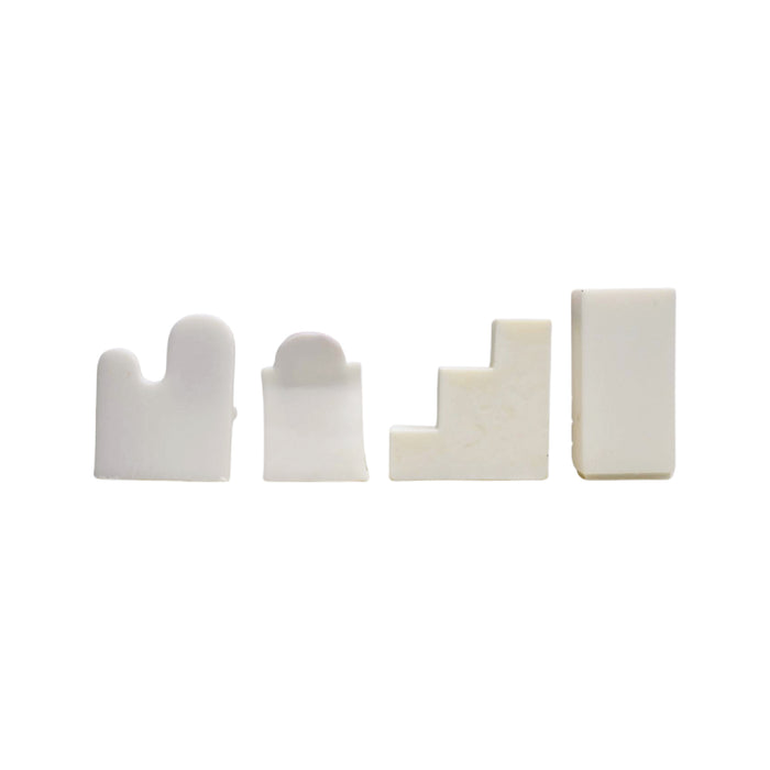 Wonderland imported miniatures ( pack of 4 ) house items