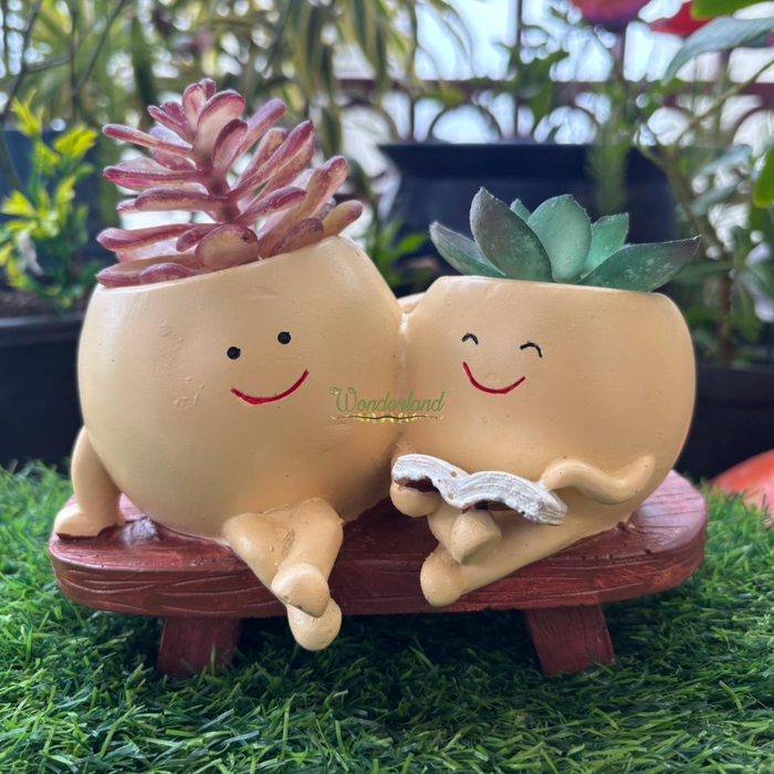 Wonderland Double Smiling Friends Succulent Pot – Whimsical Twin Character Planter for Mini Cactus & Indoor Greenery, Happy Home & Office Decor