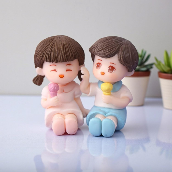 Ice Cream Kids Set (Sitting) Miniature|Figurine for Fairy Garden, Doll House | Shelf Décor | Resin Couple Miniature | gift items| -1x0.5x1.8 inches
