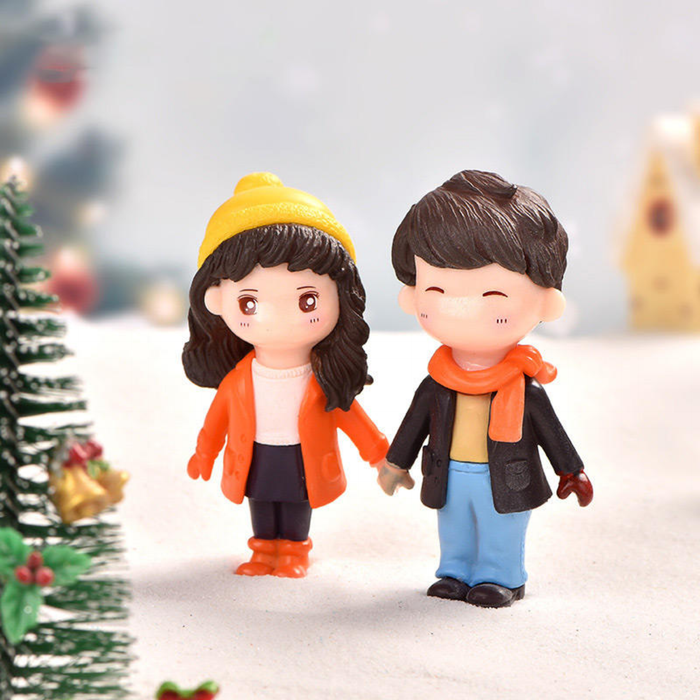 Adorable Cute Winter Honeymoon Couple Miniature| Fairy Garden Figurine| Doll House Decor| Bonsai Tray Garden- Boy- 1.1x1.1x3 inch Girl- 1.2x1.3x2.7 inch (Blue & Orange)