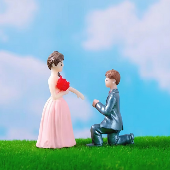 Set of 2 Boy Proposing Girl Couple Miniature|Figurines for Car Dashboard|Doll House Accessory|Gifting Purpose|Bonsai Tray Garden Accessories Boy- 1.1x1x1.7 inch Girl- 1x0.5x2 inch Grey Pink