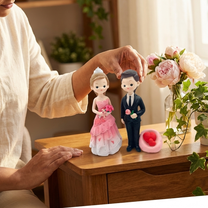 Wonderland Hand-Painted Romantic Marriage Couple Figurine Set