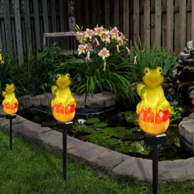 Solar Frog on Mushroom Garden Stake Lights – Set of 4 Waterproof Outdoor Decorative Resin Statues for Path, Yard, and Patio