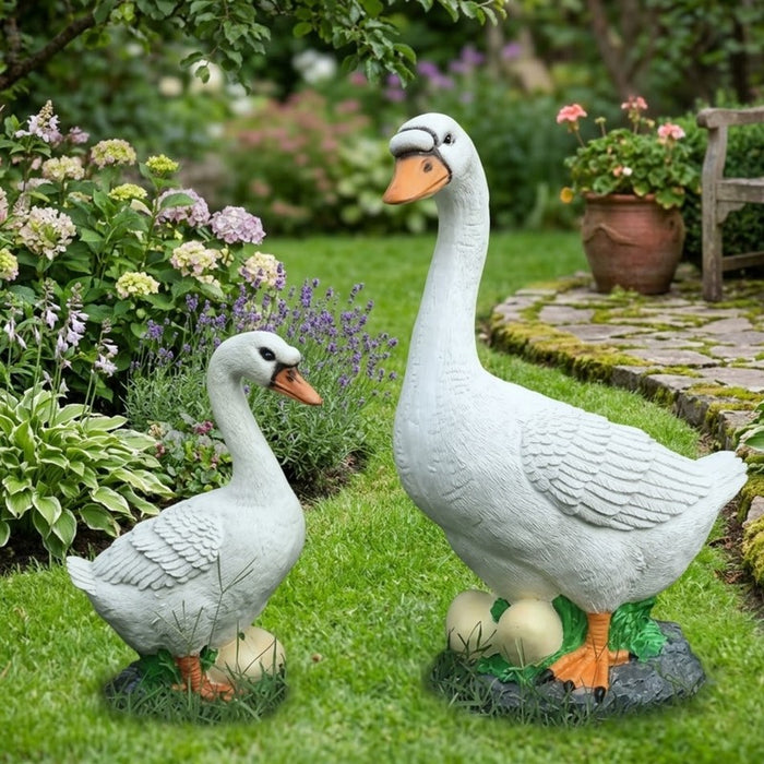 Pack of 2 Goose and Duck Garden Statue Set – Hand-Painted Weather-Resistant Resin Birds for Rock Gardens and Outdoor Landscapes