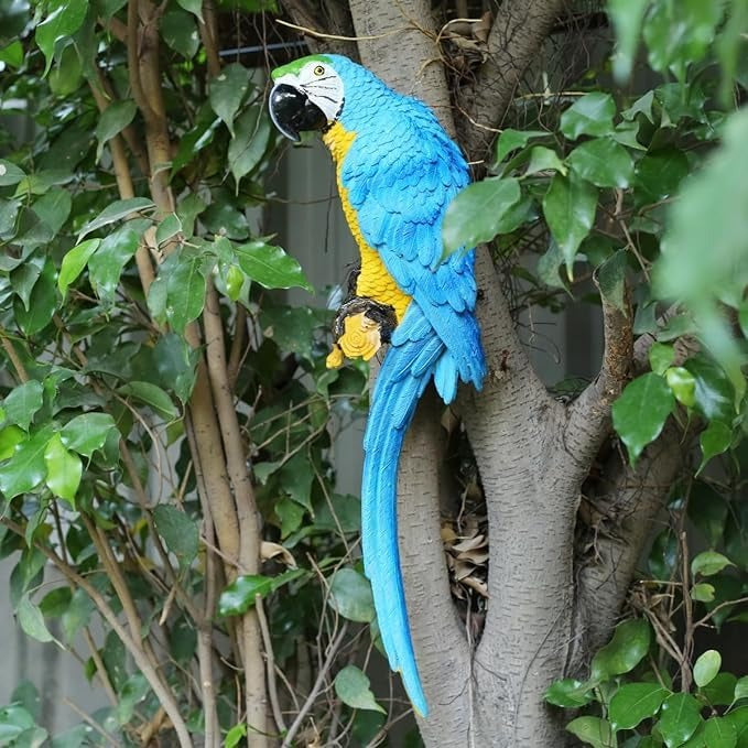 Set of 3 Tropical Parrot Wall Hanging Sculptures – Realistic Resin Macaw Figurines for Indoor/Outdoor Garden & Patio Decor
