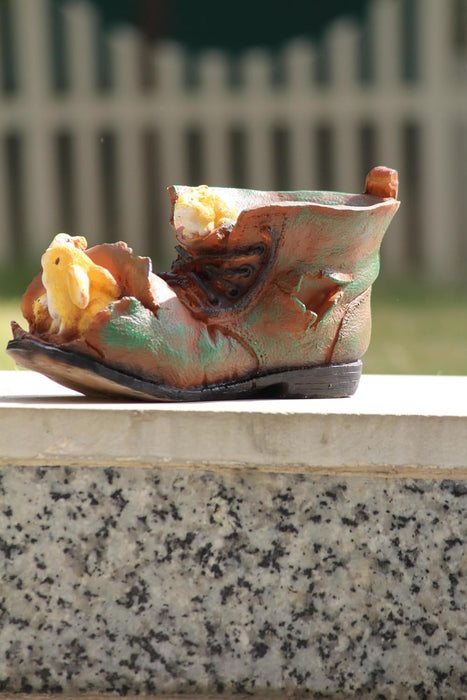 Rabbits on Shoe with Flower (Gift Item, Garden Decor, Garden Planter/Pot)