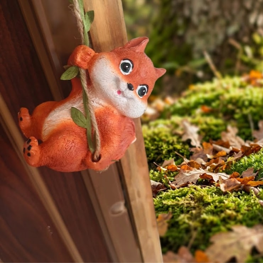 Cute Mini Hanging Squirrel Garden Statue