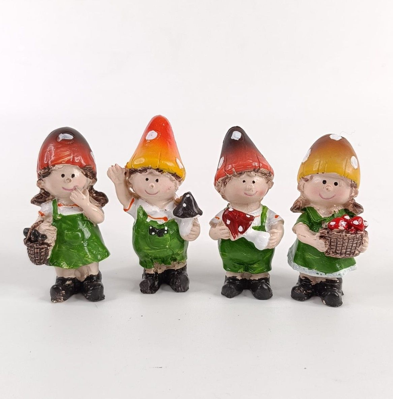 Miniature Garden Gnome Figurine Set of 4 – Cute Plastic Mushroom Cap Boy & Girl Statues for Fairy Gardens, Terrariums, Plant Pots, and Micro Landscapes