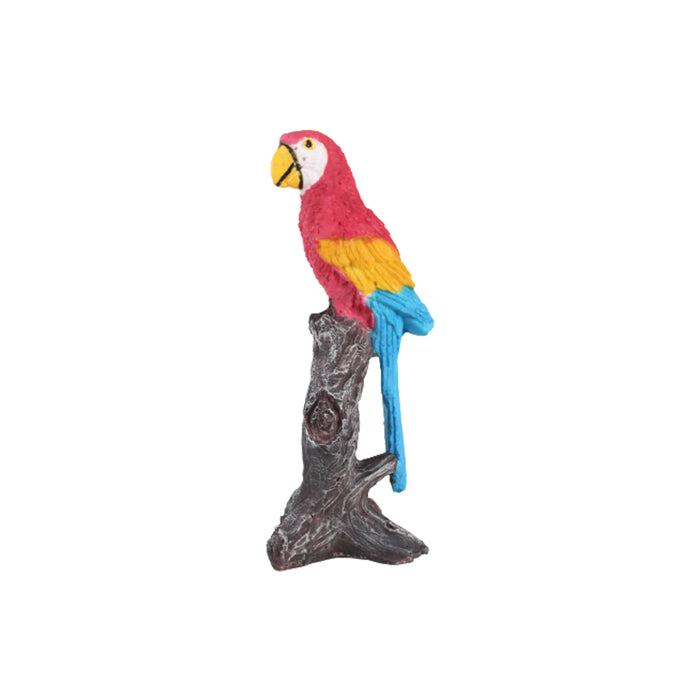 Wonderland Baby macaw on Branch ( Made of polyresin garden decor items )
