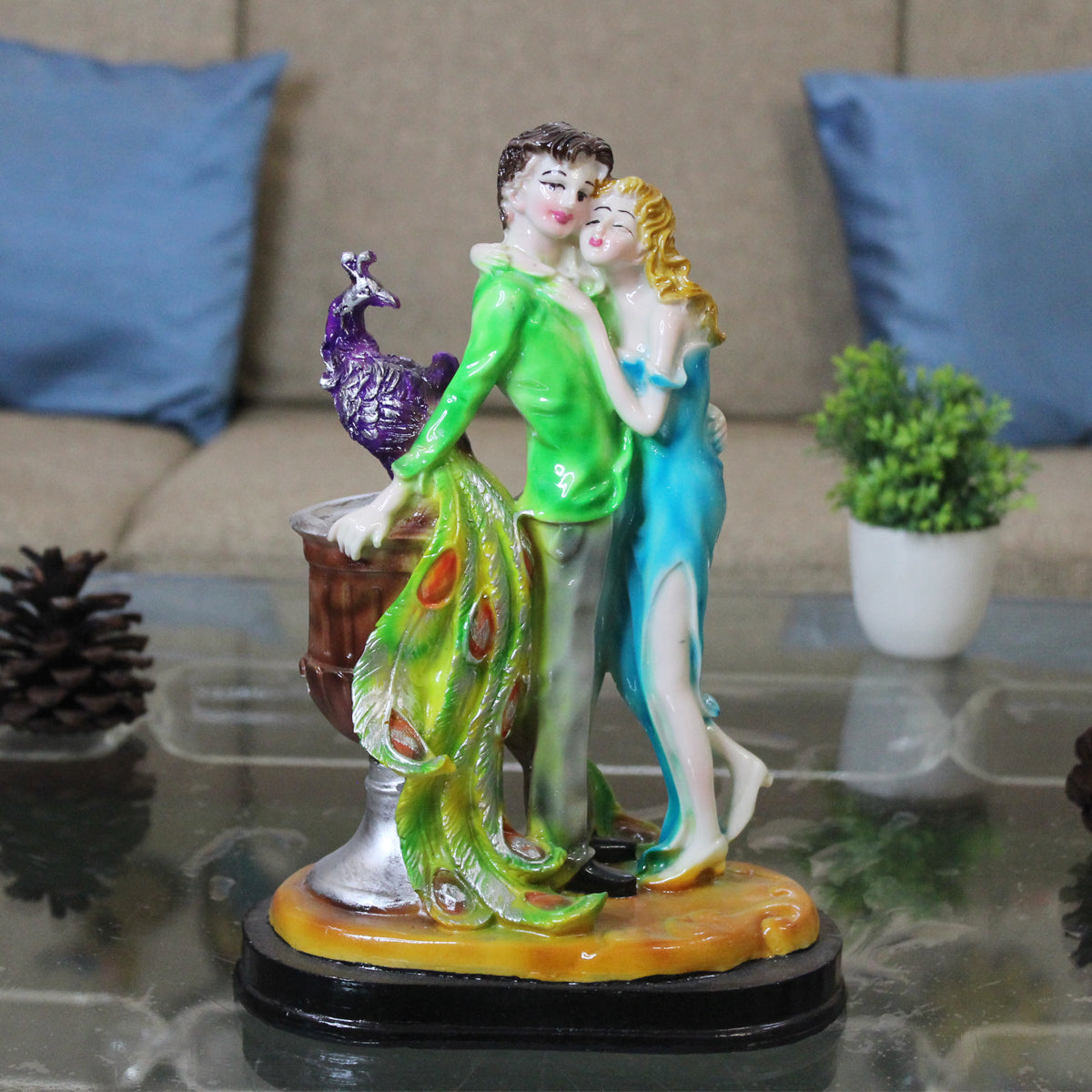 Buy eSplanade Love Couple Showpiece Statue Sculpture Figure for Home Decor  Valentine Day Gift (Standing Couple 1) - Resin - 13.5