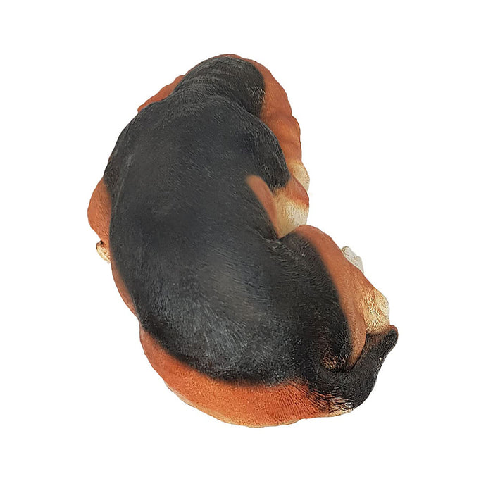 Beagle Dog Sleeping Statue for Garden Decoration (Brown)