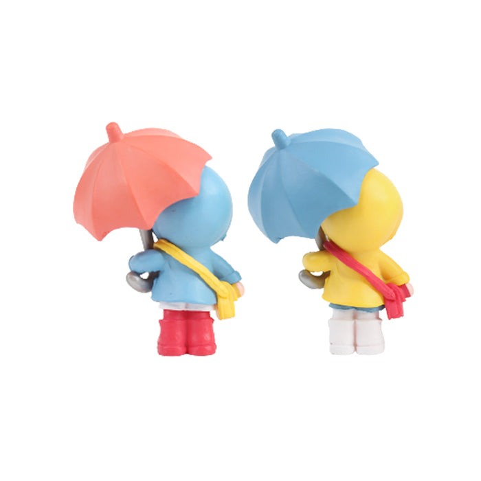 Open umbrella Holding couple-1 ( Miniature toys , cake toppers , small figuine, Valentine couple)