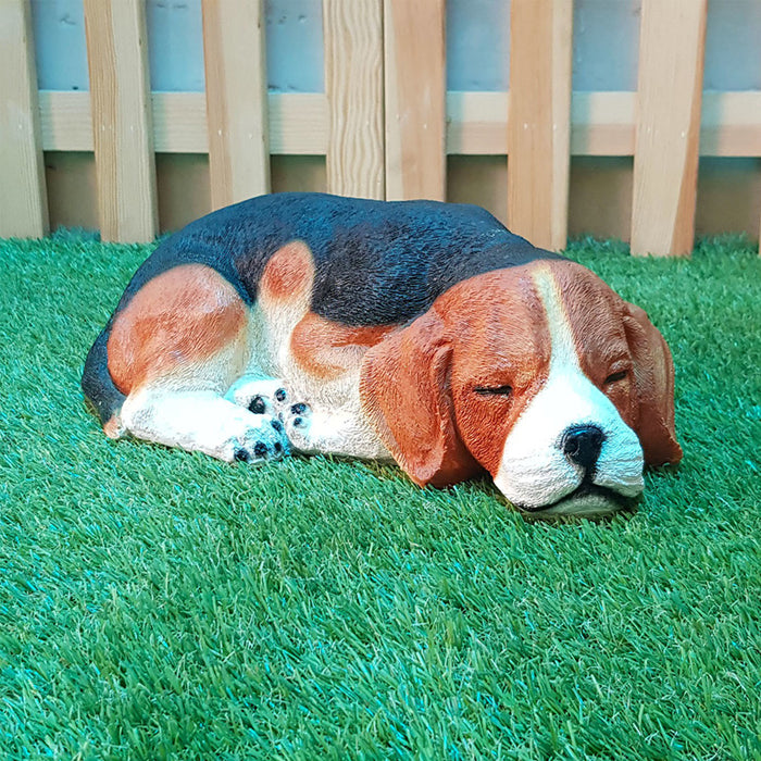 Beagle Dog Sleeping Statue for Garden Decoration (Brown)