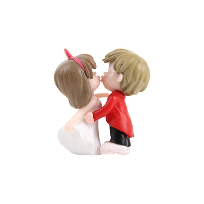 Set of 2 Kissing Couple Miniature| Figurine Fairy Garden Accessories| Doll House Accessory| Bonsai Tray Garden Decor| Craft|- Boy- 0.6x0.2x0.9 inch Girl - 0.6x0.6x0.9 inch