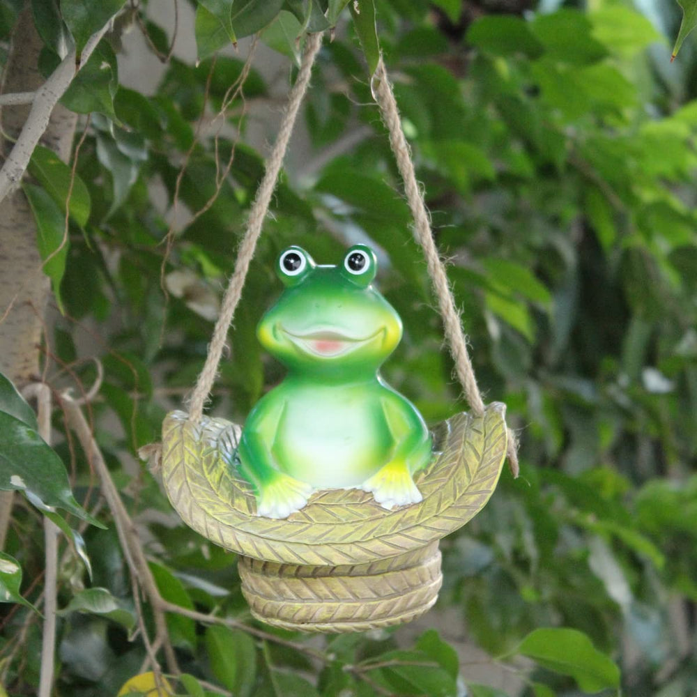 Imported Cute Frog in Hat to Hang for Garden Decoration