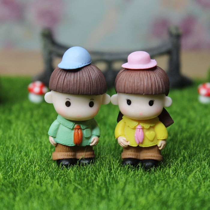 Miniature toys Set of 2 kids with cap(Miniature Fairy Garden Accessoriesfor DIY tray garden Plant Décor)