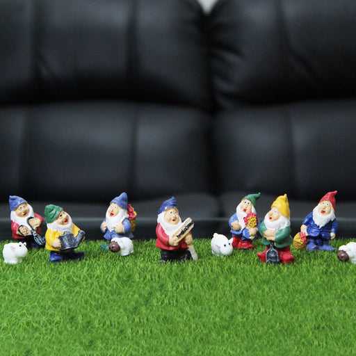 Miniature Toys: 7 Gnome Miniaturefor Tray Gardening ( Bonsai , Plant décor) - Wonderland Garden Arts and Craft