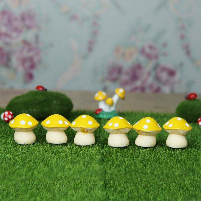 Miniature Toys : (Set of 6) Mushroom for Fairy Garden Accessories