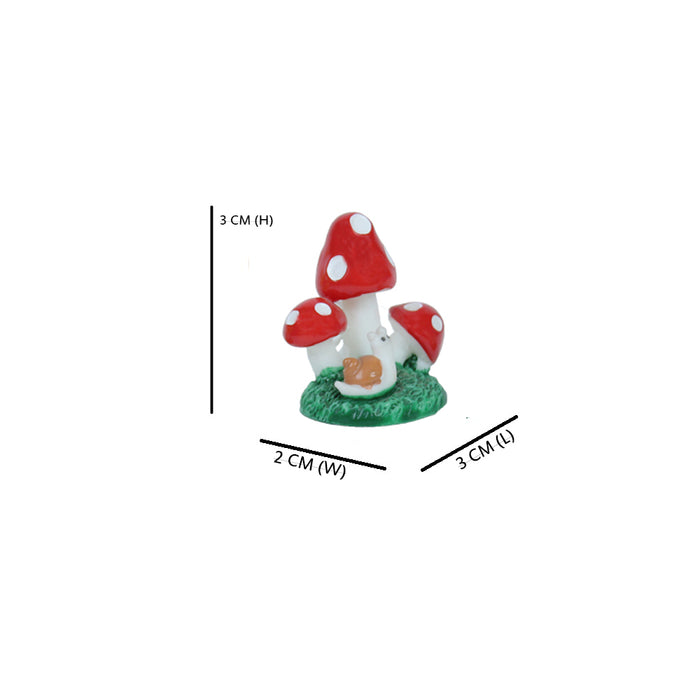 Miniature Toys : (Set of 4) Red Mushroom with Snail