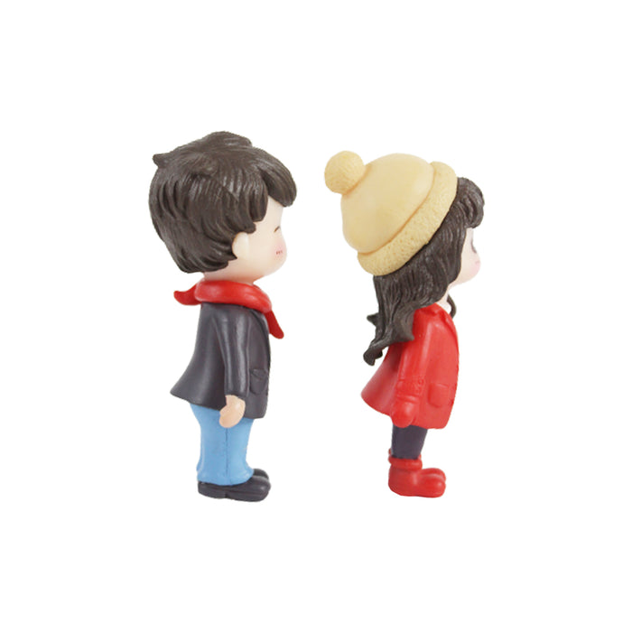 Adorable Couple Resin Showpiece Miniatures Romantic Gifts for Boyfriend Girlfriend (Blue & Red)