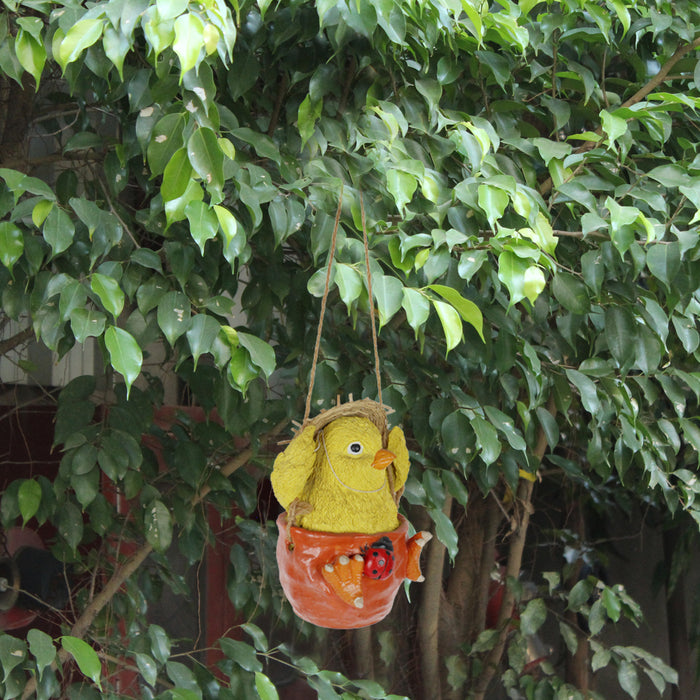 Hanging Chick Statue for Balcony and Garden Decoration