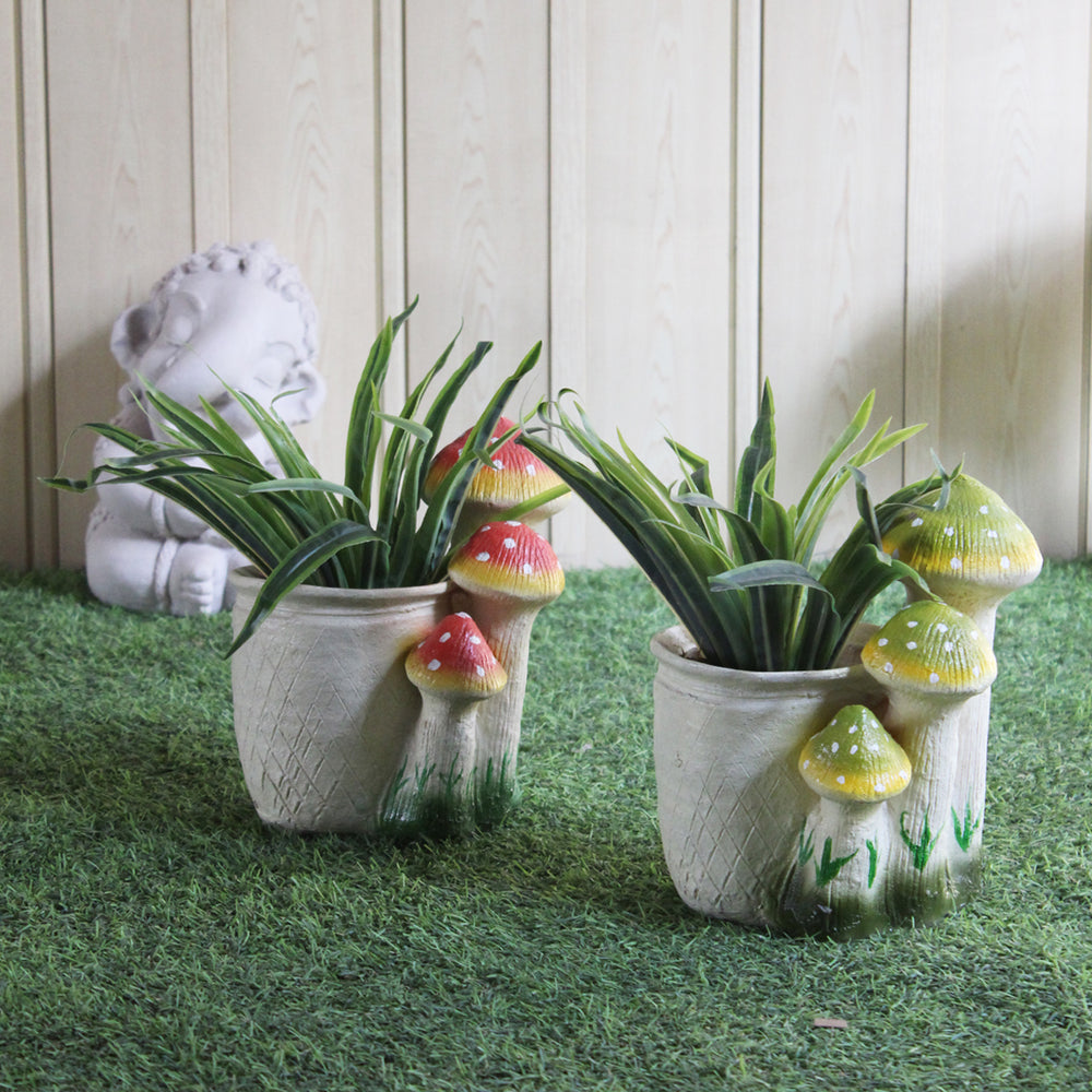 (Set of 2) 3 Mushroom Planter for Home Decoration.