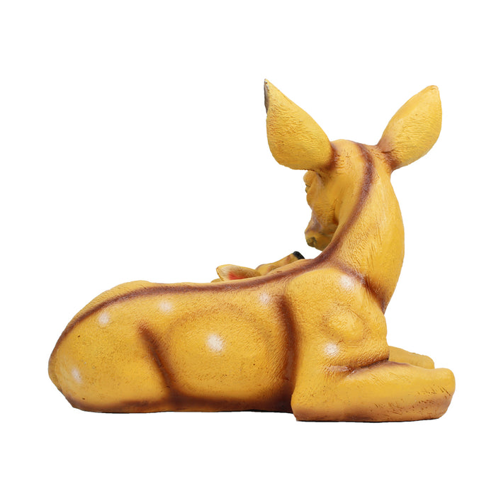 Sitting Mother and Baby Deer Statue for Garden Decoration (Light Brown)