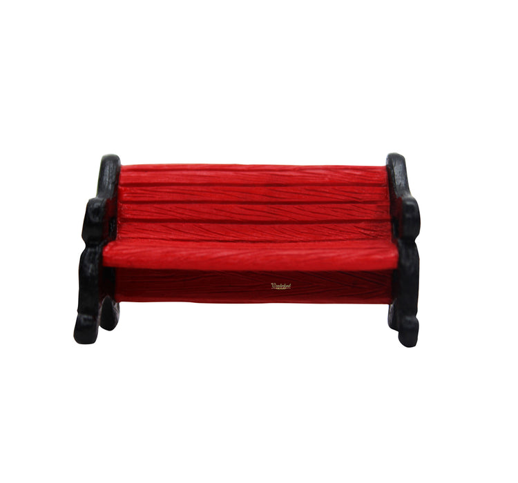 Miniature Toys : Grandparent on bench (New)