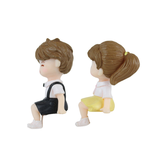 Miniature Toys : Sitting School Kids Couple (Black & Yellow)