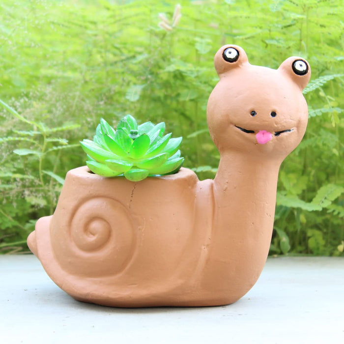 Terracotta Snail Pot for small plants & succulents